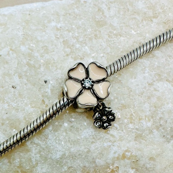 EUC Pandora 791827EN40 Sterling Silver Poetic Blooms Apple Blossom Charm - Picture 4 of 7